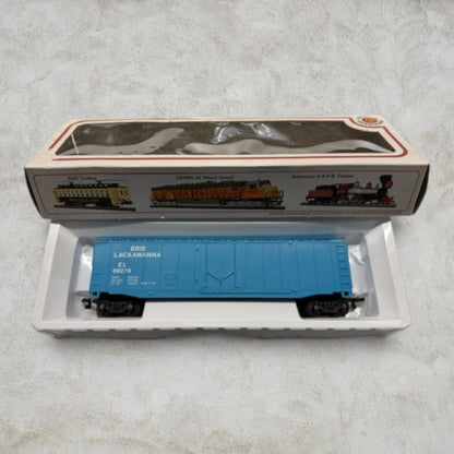 #1188 Bachmann HO Scale Erie Lackawanna 51' Plug-Door Box Car – EL #68279 – Item #71649 – Ready-to-Run with Original Box