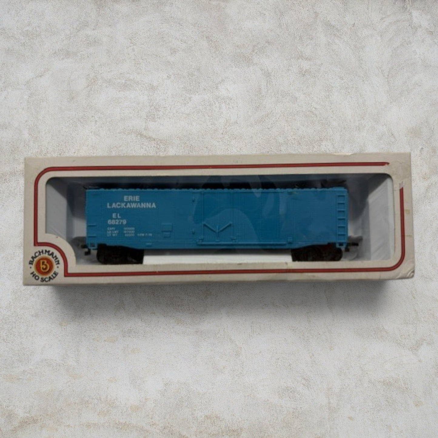 #1188 Bachmann HO Scale Erie Lackawanna 51' Plug-Door Box Car – EL #68279 – Item #71649 – Ready-to-Run with Original Box