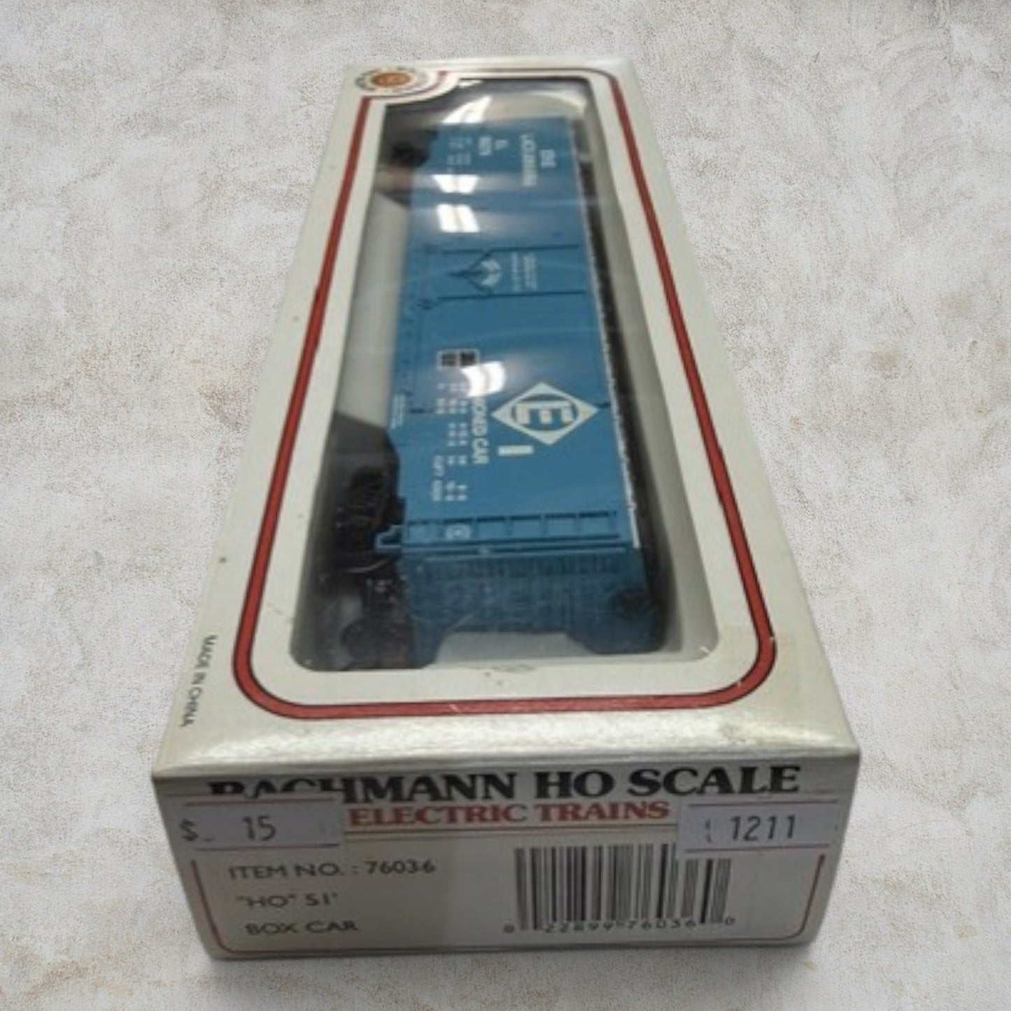 #1211 Bachmann HO Scale Erie Lackawanna 50' Cushioned Box Car – EL #68279 – Item #76036 – Ready-to-Run