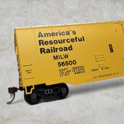 #1214 Bachmann HO Scale Milwaukee Road 51' Box Car – MILW #56500 – Item #76036 – Ready-to-Run with Original Box