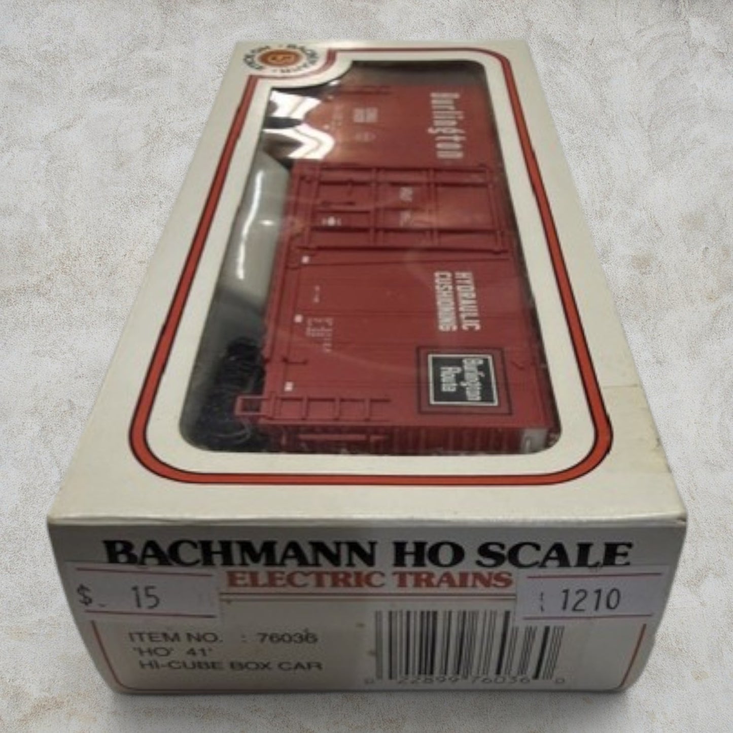 #1210 Bachmann HO Scale Burlington Route 40' Hi-Cube Box Car – CB&Q #19820 – Item #76036 – Ready-to-Run with Original Box