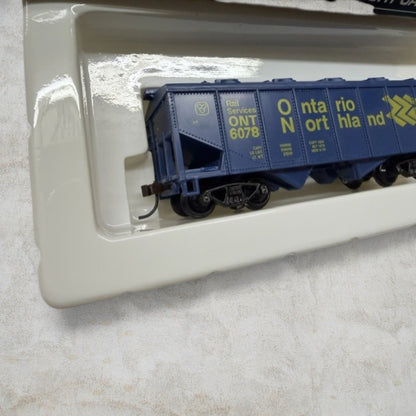 #1117 Model Power HO Scale Ontario Northland 36' 2-Bay Covered Hopper #98082 – ONT 6078 – Knuckle Couplers
