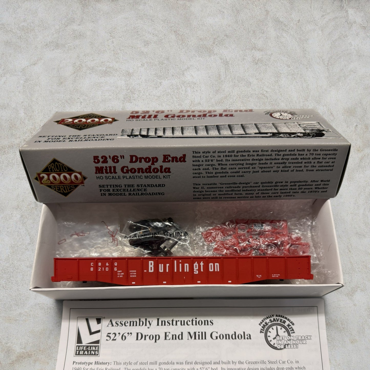 #1119 Proto 2000 HO Scale CB&Q 52'6" Drop End Mill Gondola Kit #23741 – Burlington #82106