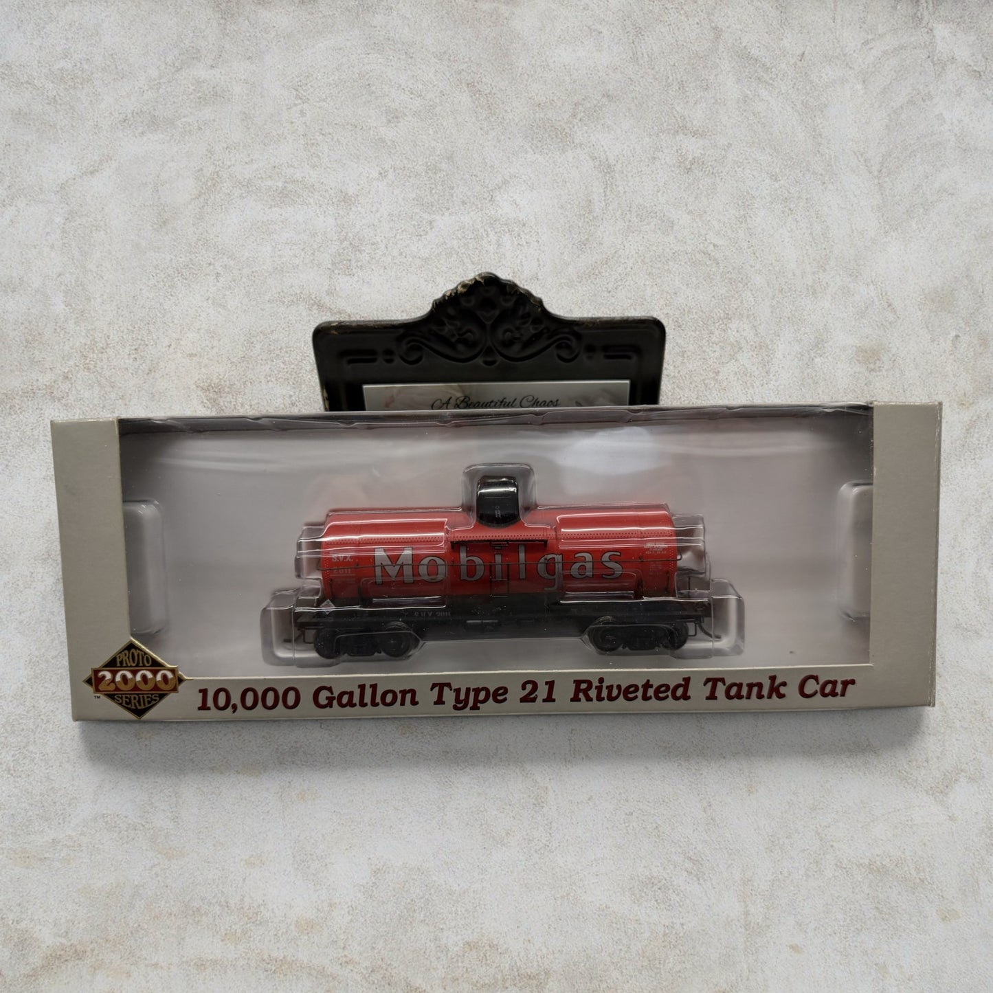 #1125 Proto 2000 HO Scale Mobilgas 10,000 Gallon Type 21 Riveted Tank Car #23174 – SVX #30111