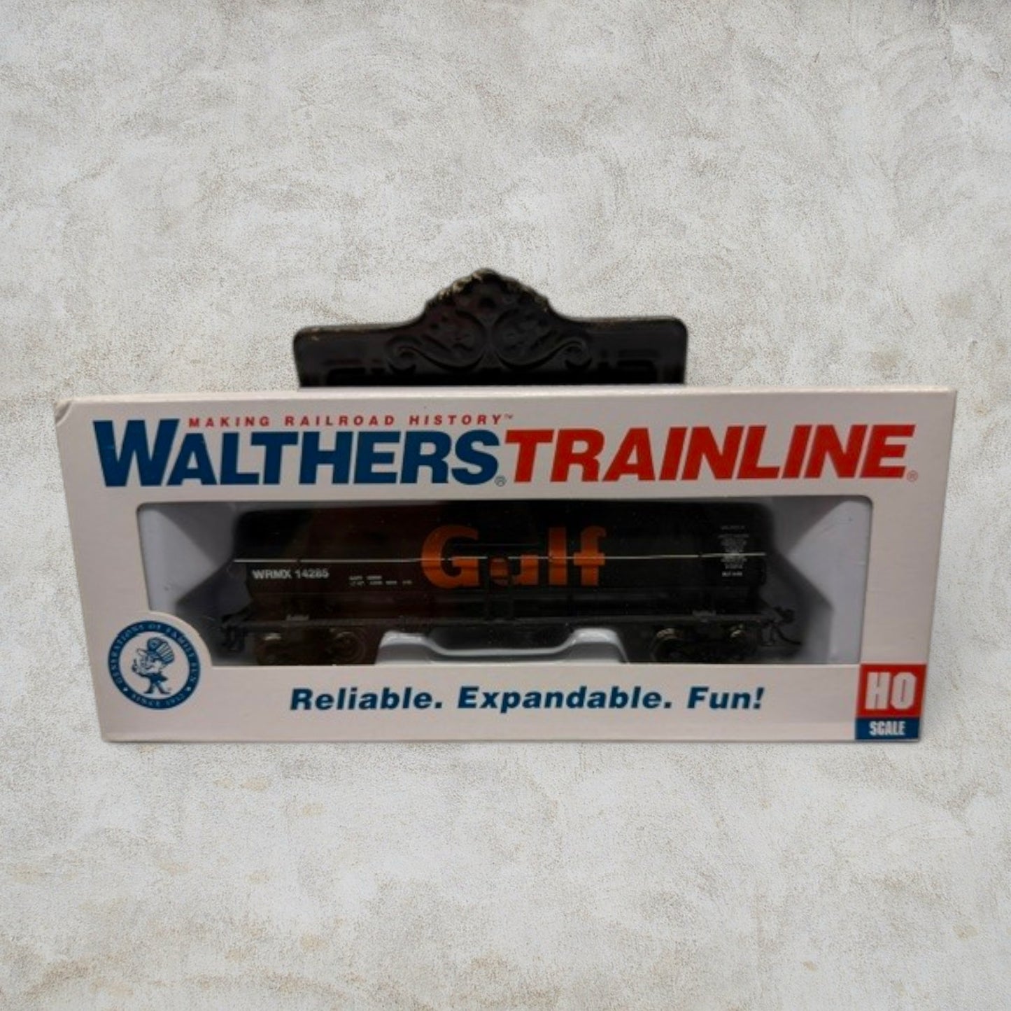 #1129 Walthers Trainline HO Scale Gulf 40' Tank Car #931-1612 – WRMX #14285 – Ready-to-Run